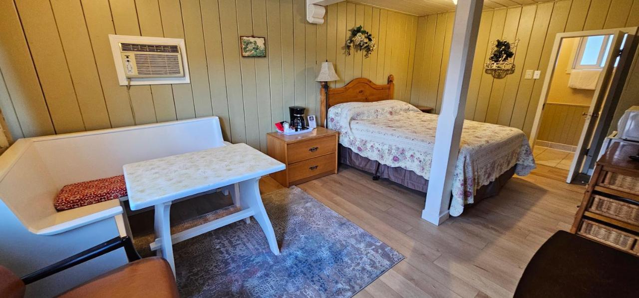 Swiss Chalets Motel Hope Dış mekan fotoğraf