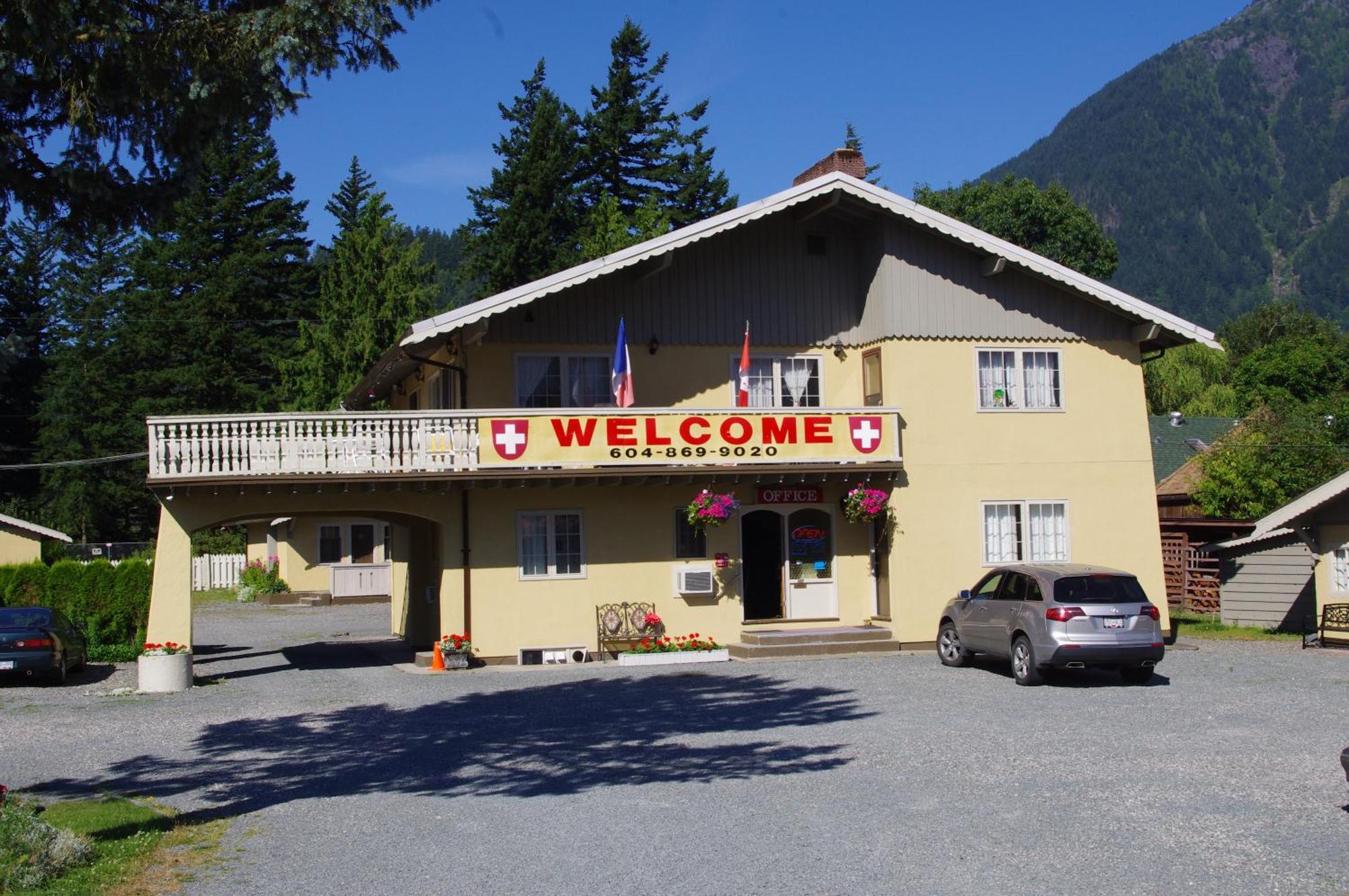 Swiss Chalets Motel Hope Dış mekan fotoğraf