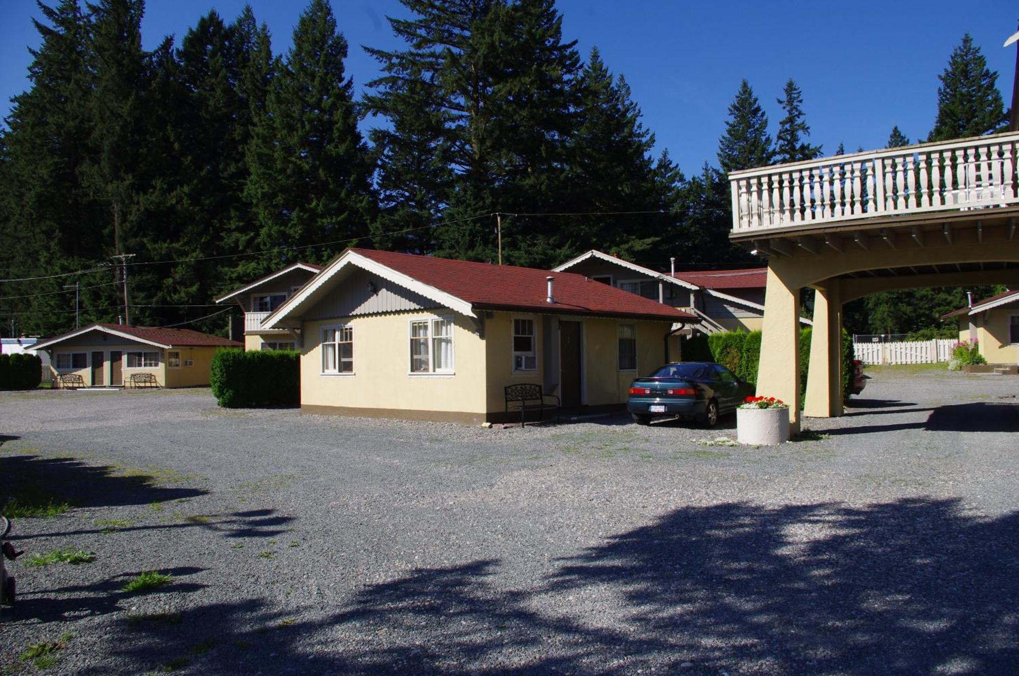 Swiss Chalets Motel Hope Dış mekan fotoğraf