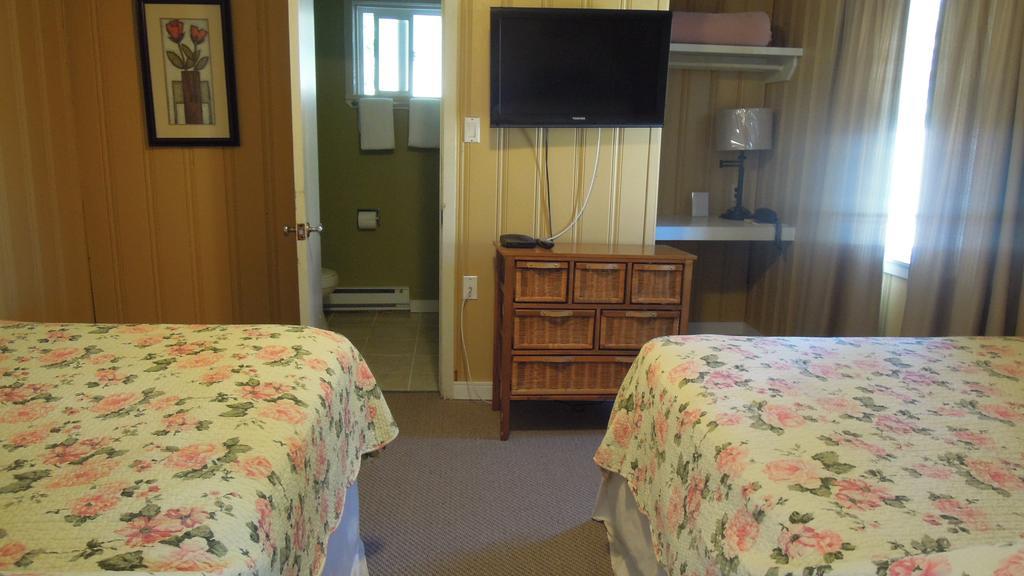 Swiss Chalets Motel Hope Dış mekan fotoğraf