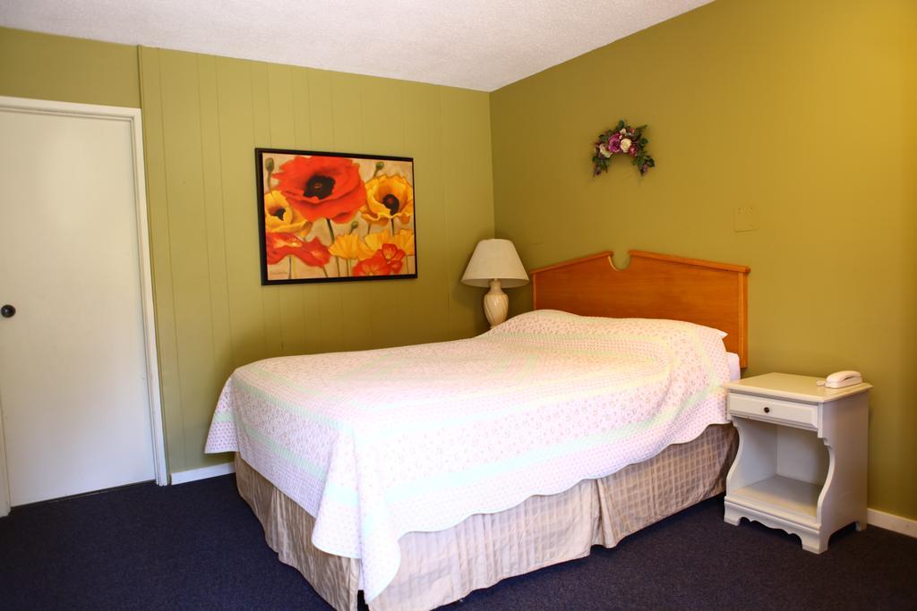 Swiss Chalets Motel Hope Dış mekan fotoğraf